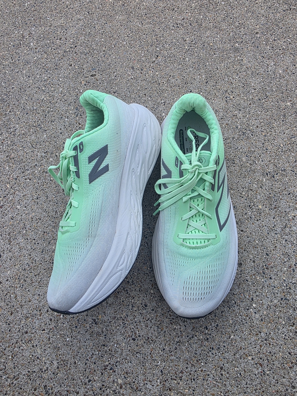 New Balance Fresh Foam 1080 Sneaker Men Size 10.5 2E - Picture 9 of 12